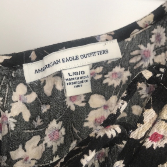 American Eagle Floral Romper - Picture 4 of 6